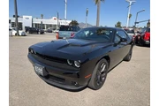 $28995 : Dodge Challenger 2023 SXT 2d thumbnail