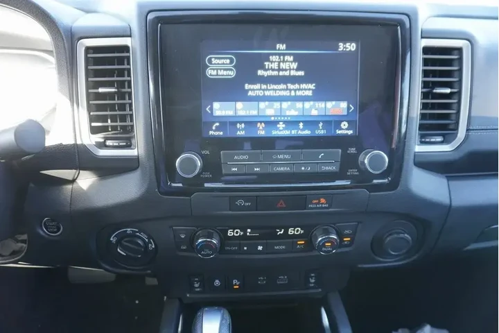 $32488 : Nissan Frontier 2024 4x4 S 4 image 8