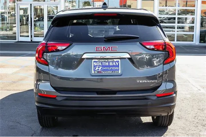 $12598 : GMC Terrain 2018 SLE 4dr SUV image 5