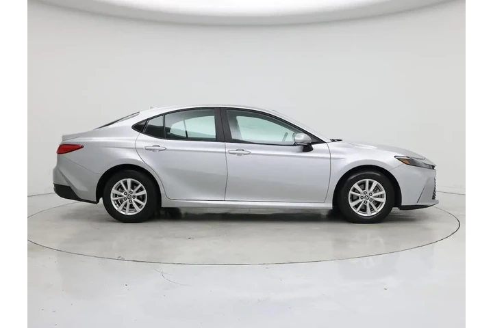 $25998 : Toyota Camry 2025 LE 4dr Sed image 7