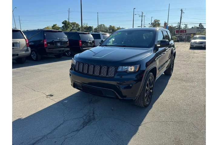 $11980 : 2018 Grand Cherokee Altitude image 6