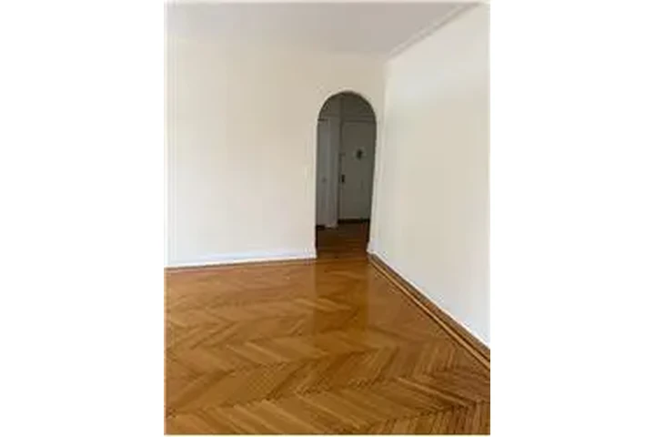 $2280 : Rental property with 1 bedro image 5