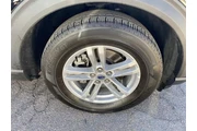 $28699 : Ford Explorer 2022 XLT 4dr S thumbnail