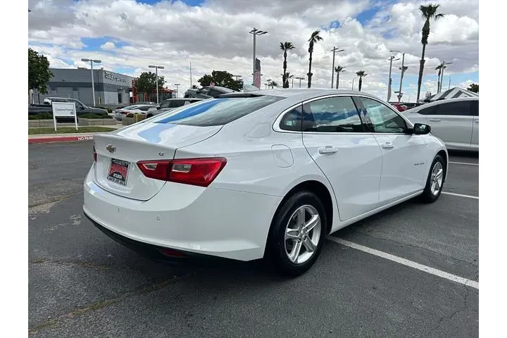 $21995 : Chevrolet Malibu 2024 LT 4dr image 4