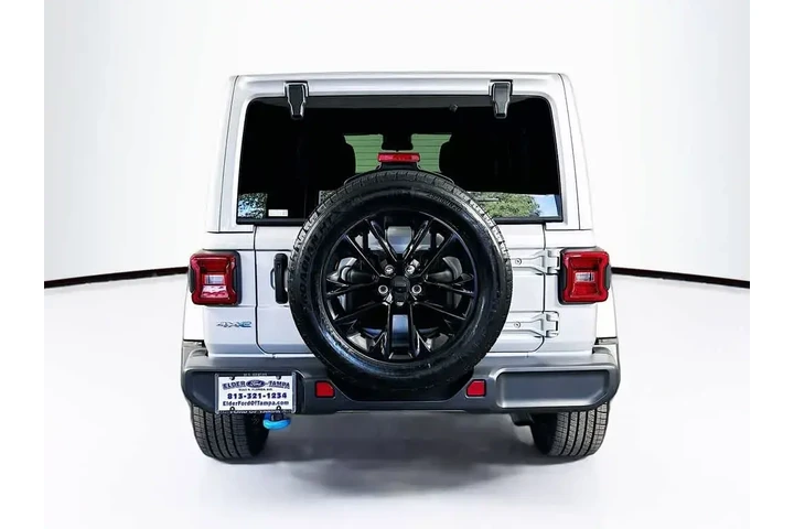 $27905 : Jeep Wrangler 2024 4x4 Sahar image 5