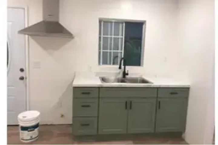 $1700 : Rento Guest house en Downey. image 1