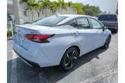 $18990 : Nissan Versa 2023 SR 4dr Sed thumbnail