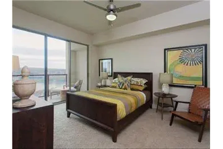 $2131 : Rental property with 1 bedro image 9