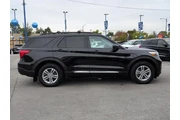 $39999 : Ford Explorer 2023 AWD XLT 4 thumbnail