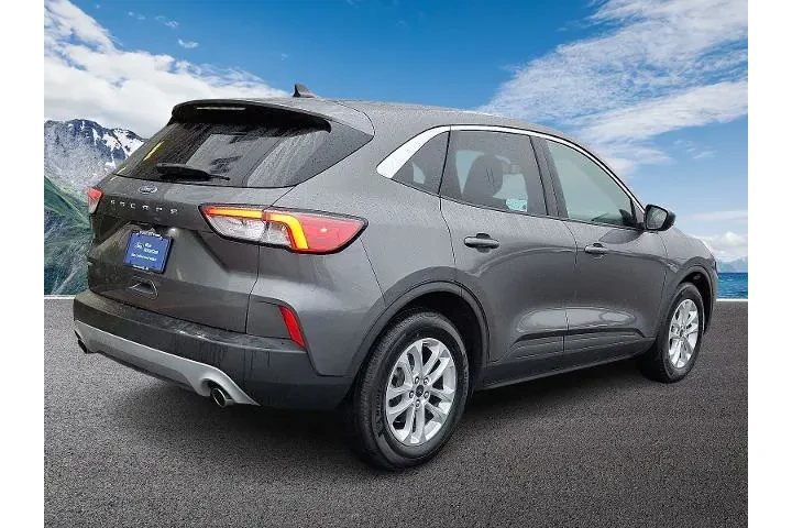 $20997 : Ford Escape 2022 SE 4dr SUV image 6