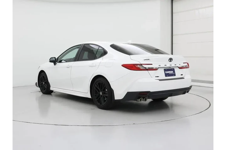 $31998 : Toyota Camry 2025 SE 4dr Sed image 2