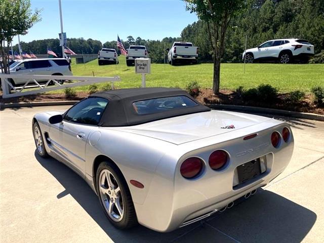 $20981 : 2004 Corvette Convertible image 7