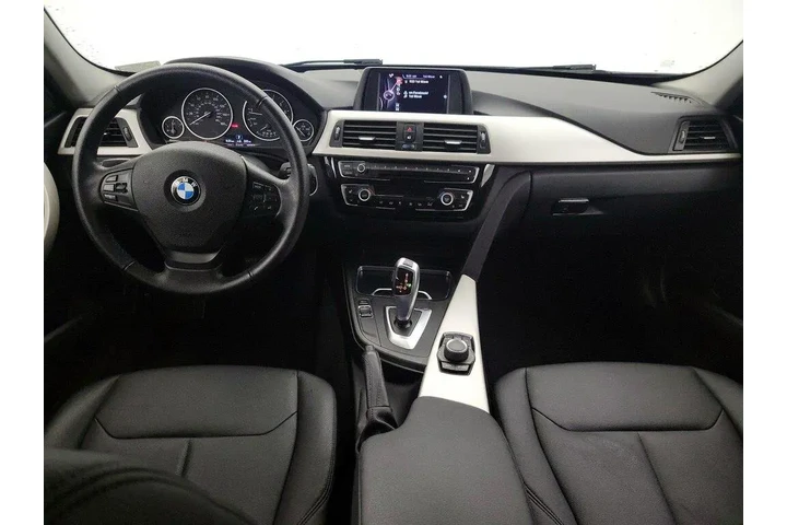 $16998 : BMW 3 Series 2016 320i 4dr S image 9