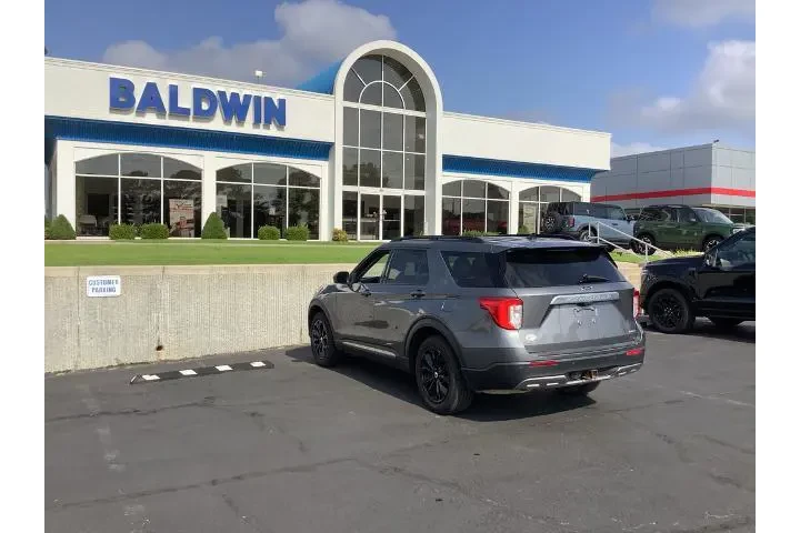 $36950 : Ford Explorer 2022 AWD XLT 4 image 5