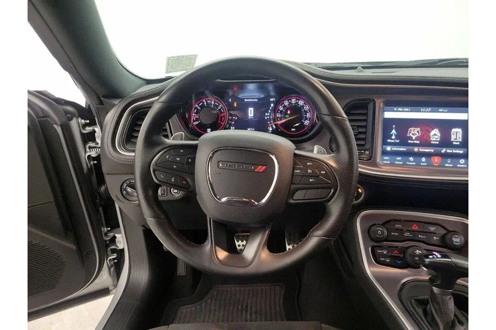 $29998 : Dodge Challenger 2020 R/T 2d image 10