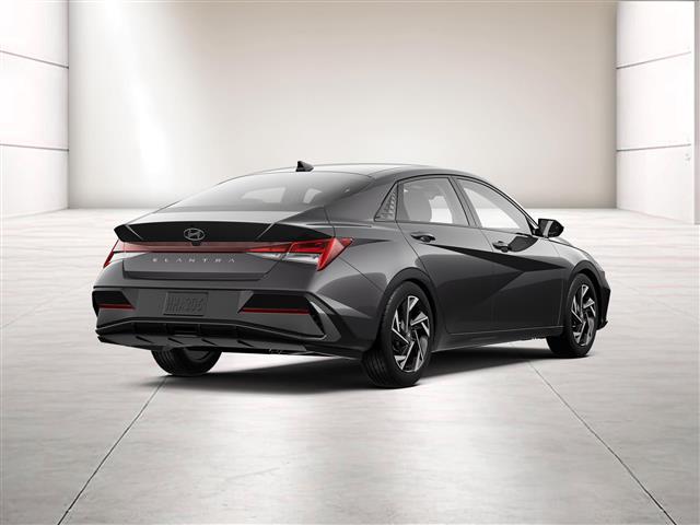 $25485 : New 2024 Hyundai ELANTRA SEL image 7