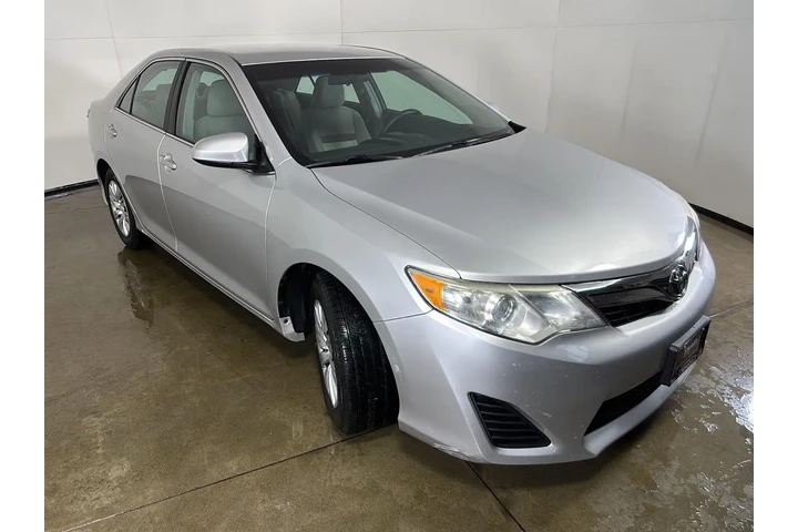 $12090 : 2014 Camry LE image 7