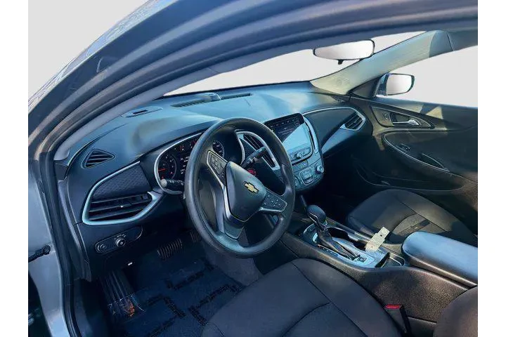 $15073 : Chevrolet Malibu 2024 LS 4dr image 7