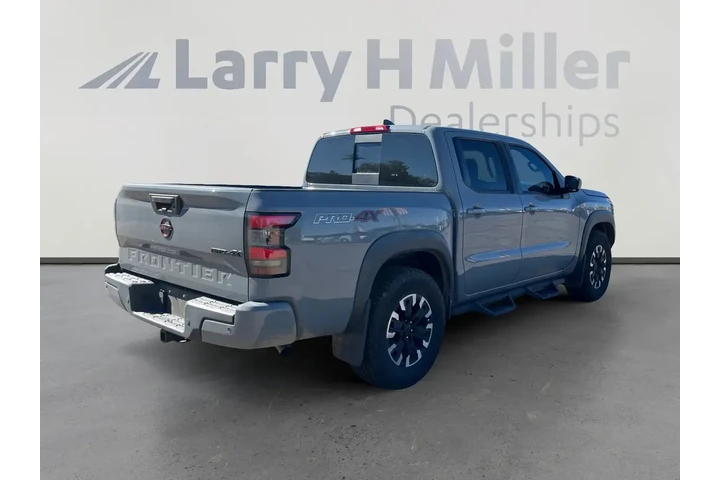 Nissan Frontier 2023 4x4 S 4 image 5