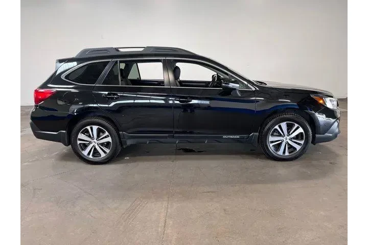 $21920 : Subaru Outback 2018 AWD 3.6R image 2