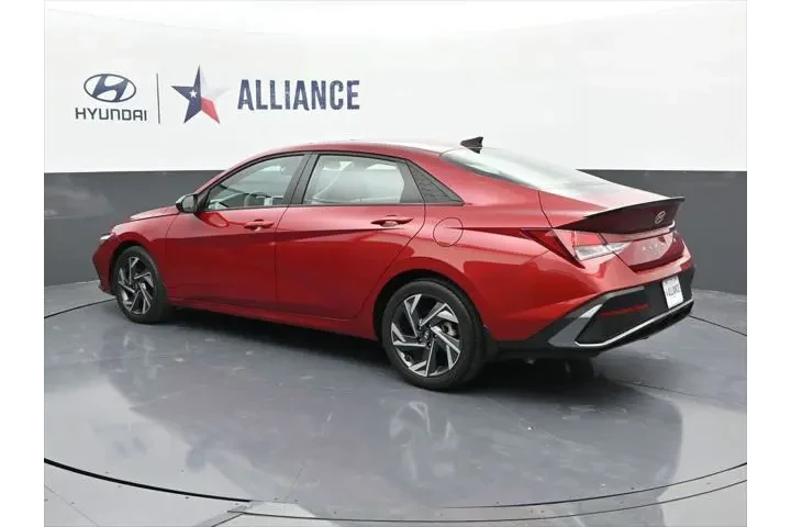 $19098 : Hyundai ELANTRA 2025 SEL Spo image 4