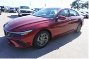 $19488 : Hyundai ELANTRA 2024 SEL 4dr thumbnail
