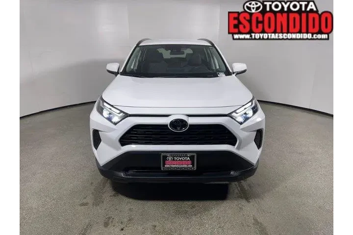 $32993 : Toyota RAV4 2025 XLE 4dr SUV image 8