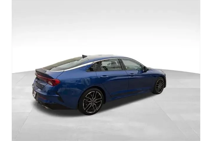 $27117 : Kia K5 2023 GT 4dr Sedan image 10