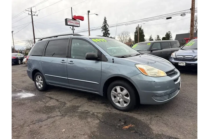 $4495 : 2004 Sienna LE 7 Passenger image 3