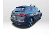 $31055 : Audi Q5 2023 AWD quattro S l thumbnail