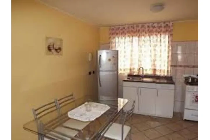$400 : apartamento amoblado image 1