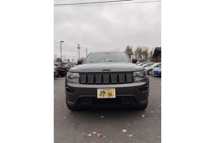 $15995 : 2018 Grand Cherokee Altitude image 4
