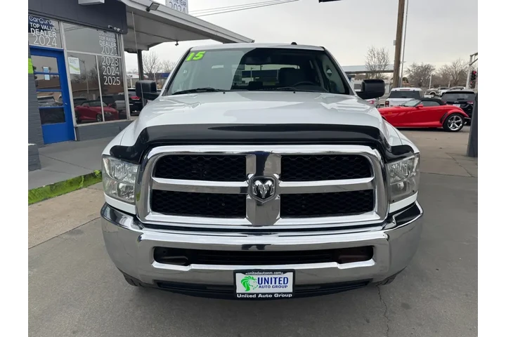 2015 RAM 2500 Tradesman Crew image 2