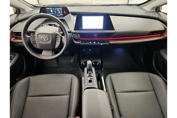 $33998 : Toyota Prius Plug-in Hybrid image 9