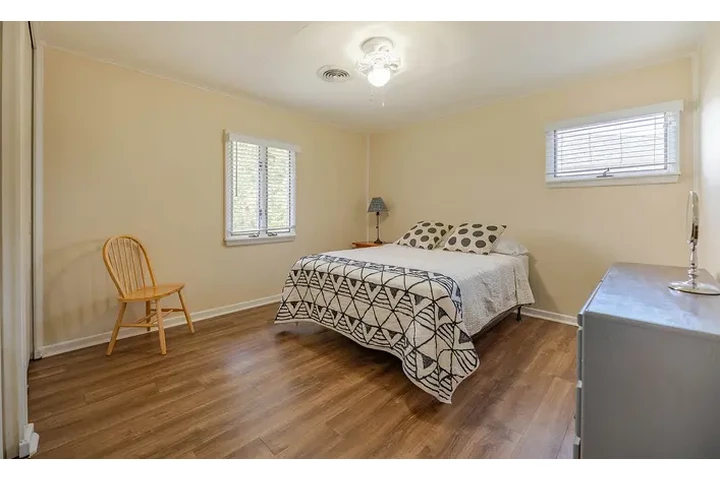 $1150 : YOUR HOME image 6