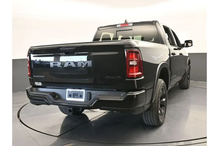 $35983 : Ram 1500 2025 4x4 Lone Star image 5