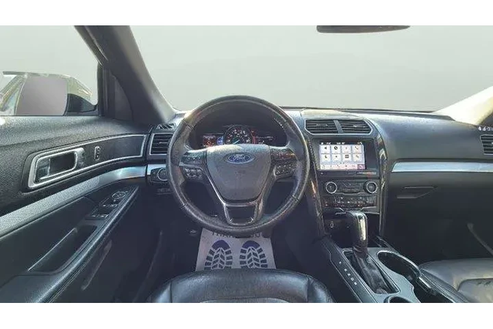 $11612 : Ford Explorer 2017 XLT 4dr S image 9