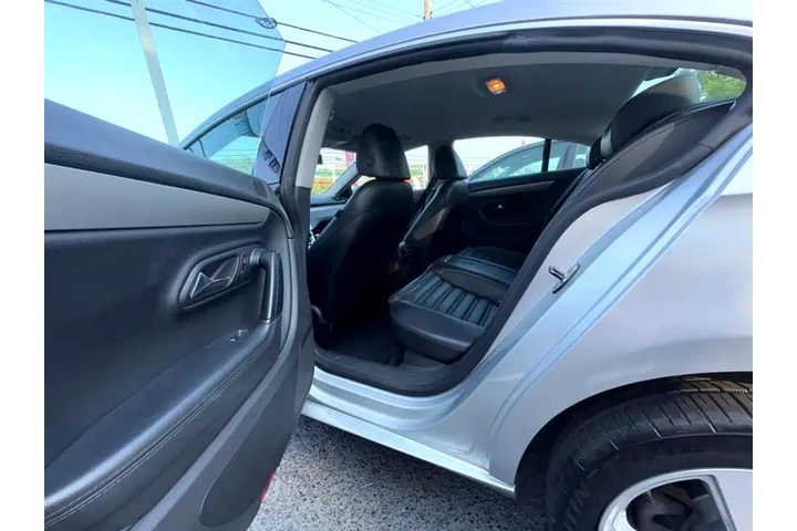 $6999 : 2010 CC image 10
