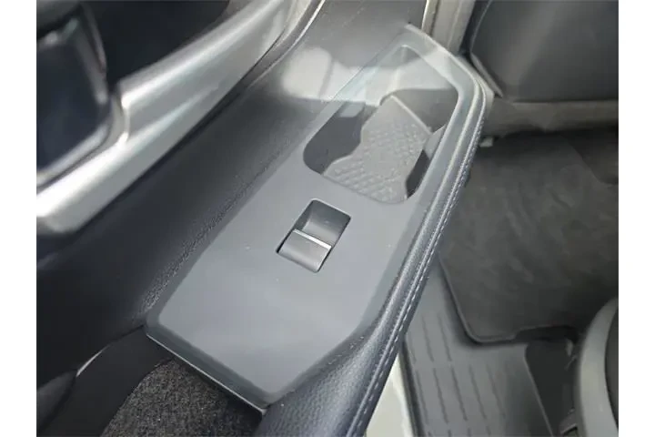 $39990 : Toyota Grand Highlander 2024 image 1