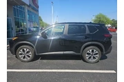 $19777 : Nissan Rogue 2023 AWD SV 4dr thumbnail