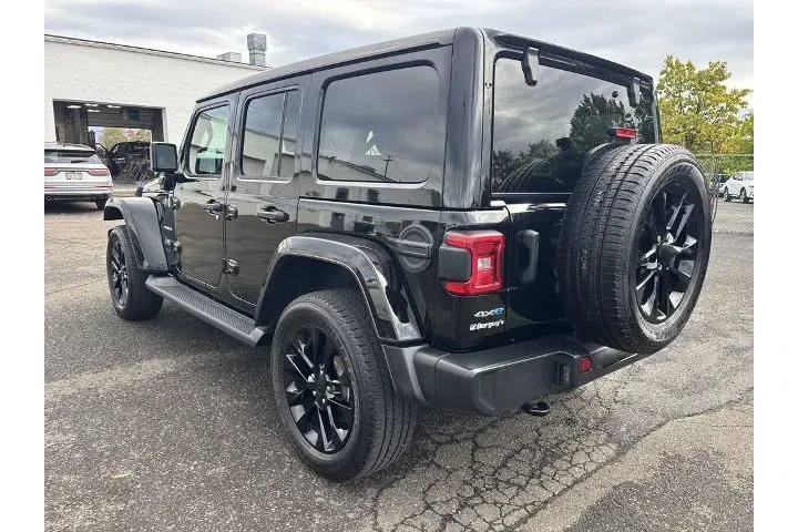 $31890 : Jeep Wrangler Unlimited 2021 image 3