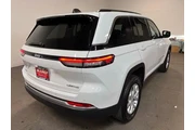 $28509 : Jeep Grand Cherokee 2024 4x4 thumbnail