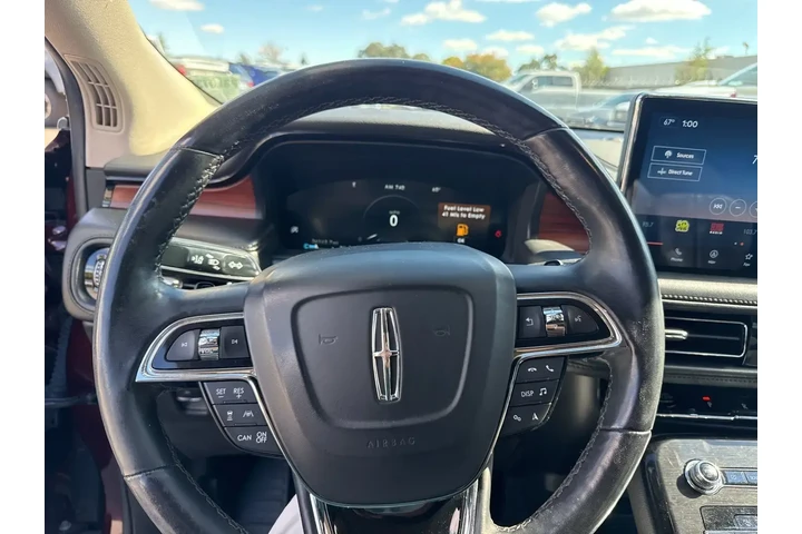 $37998 : Lincoln Nautilus 2023 AWD Re image 8