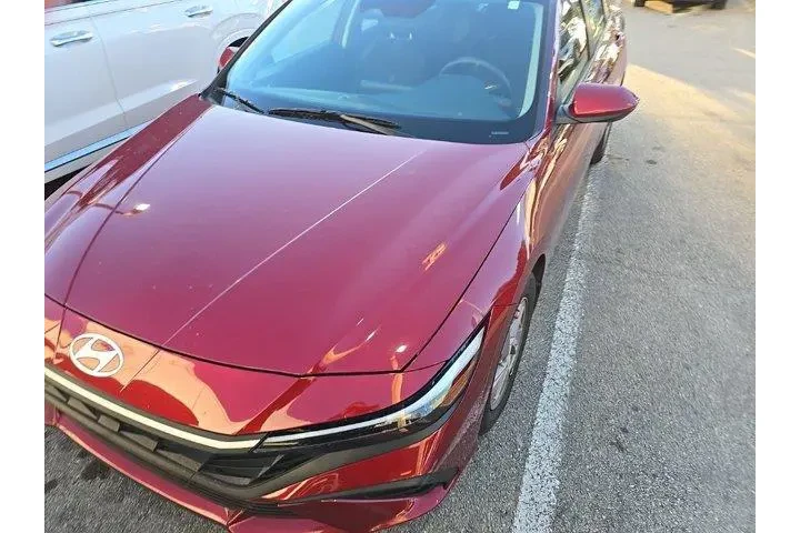 $18025 : Hyundai ELANTRA 2024 SE 4dr image 2