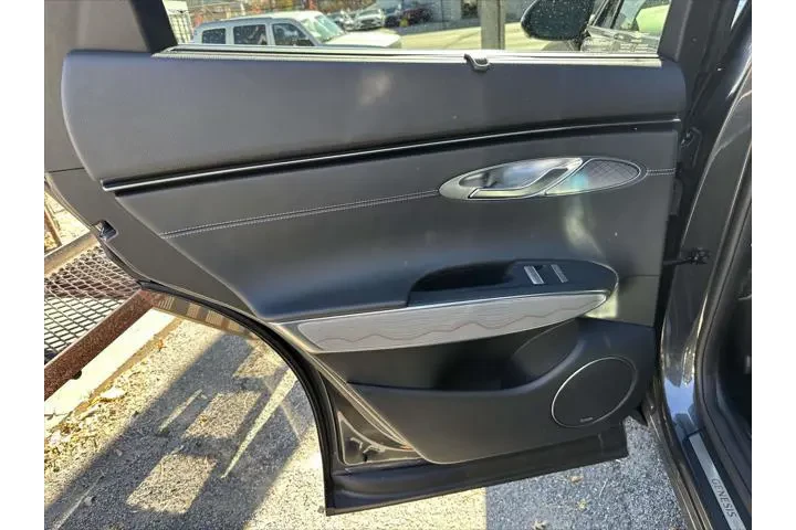 $34995 : Genesis GV70 2022 AWD 2.5T S image 10