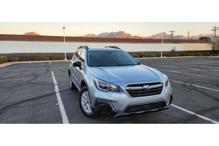 $15900 : 2019 Outback 2.5i image 3
