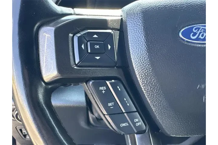 $32200 : Ford Expedition 2021 4x4 Lim image 9