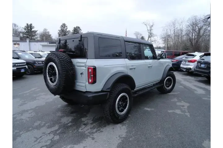 $39999 : Ford Bronco 2023 4x4 Outer B image 5