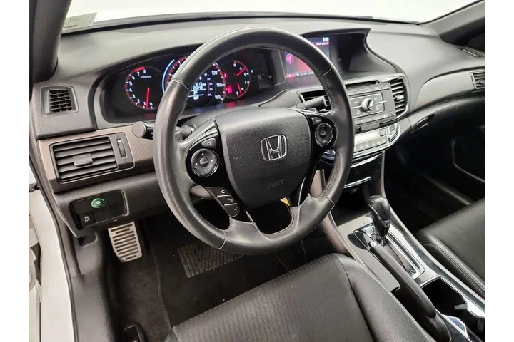 $15998 : Honda Accord 2016 Sport 4dr image 9