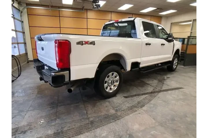 $38397 : Ford F-350 Super Duty 2023 4 image 7